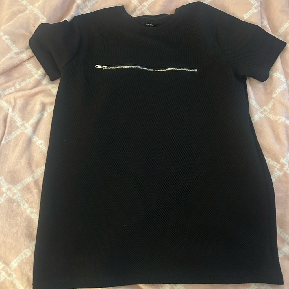 Forever 21 Men’s Black Zipper Shirt